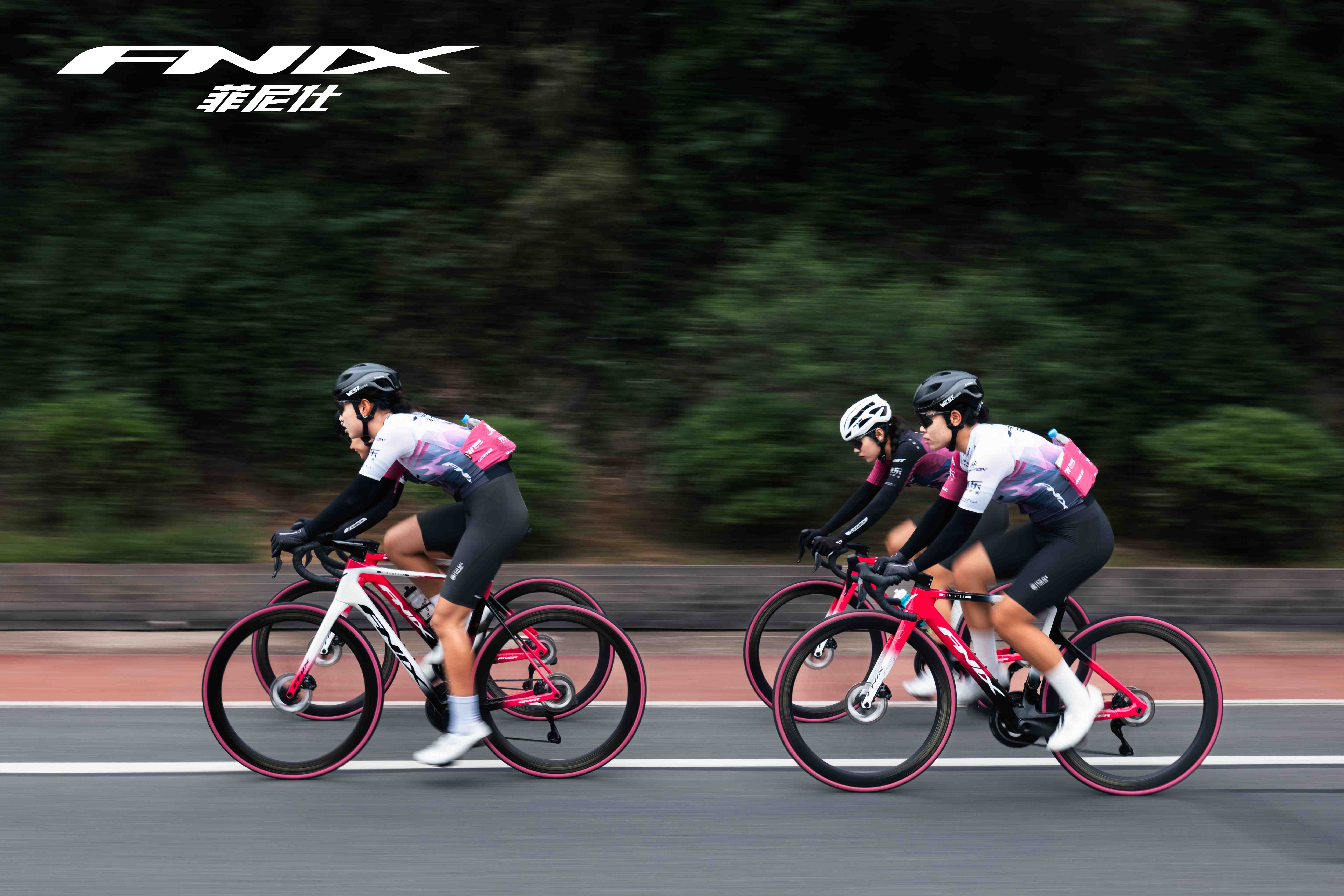 FNIX女子力量车队