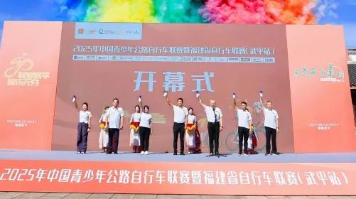 凤鸣武平！凤凰FNIX青训队连夺六奖！